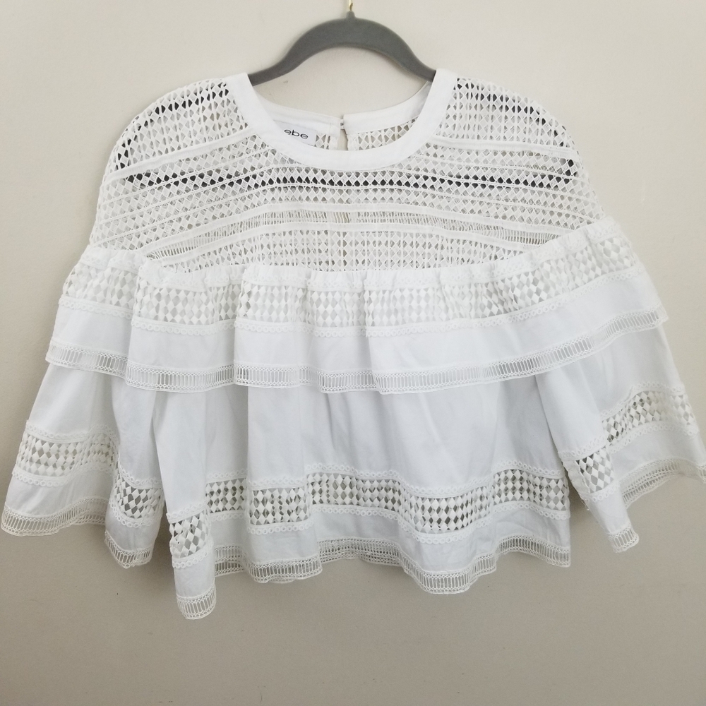 BEBE White Eyelet Tiered Crop Top Size Small